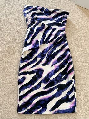 VENUS Strapless Zebra-Print Sheath Dress in Navy, Purple & White